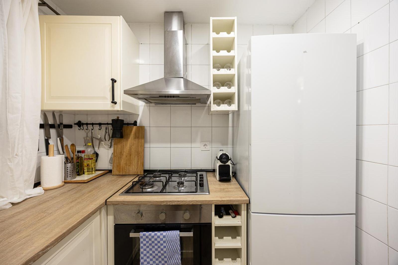 Vintage 3 Bdr Apartment