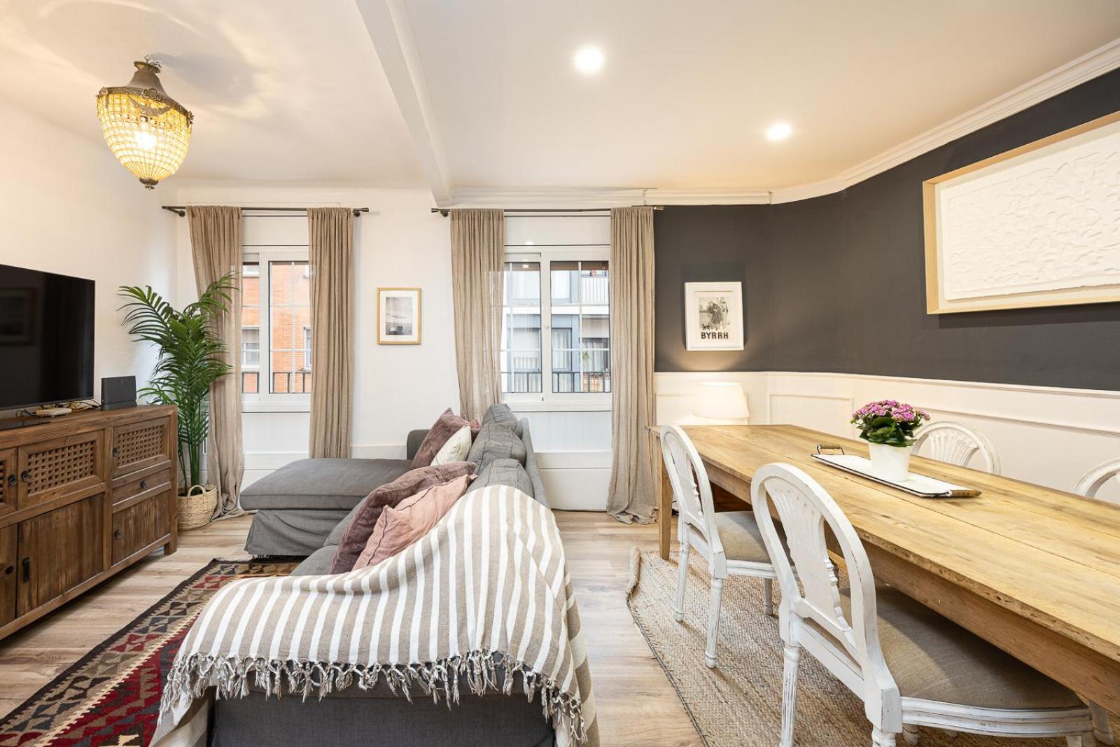 Apartment Vintage 3 Bdr *